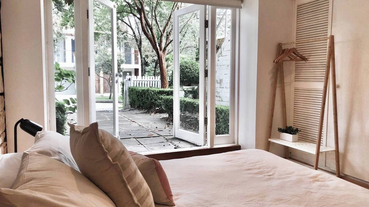 Bellevue Hill Apartment | Prime Location Unit AC And Parking