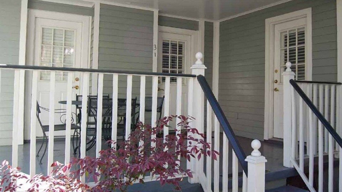 New Orleans Hotel | Prime location, Walk to all the French Quarter attractions. Ideal for groups.