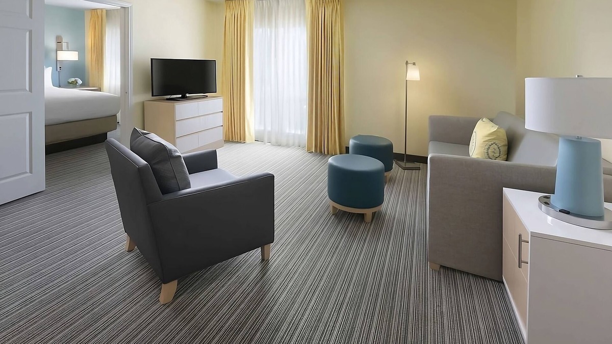 Gunter Afs Hotel | Prime Location! With Onsite Pool, Free Parking, Pet-Friendly Property