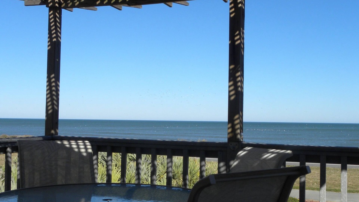 Flagler Beach House | Prime Ocean Front Property 4 BR/3.5 Baths of Fun in the Sun!