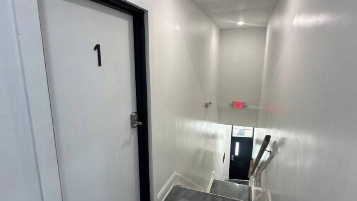 Over-the-Rhine Apartment | Prime OTR+Queen Bed+Parking Unit 1