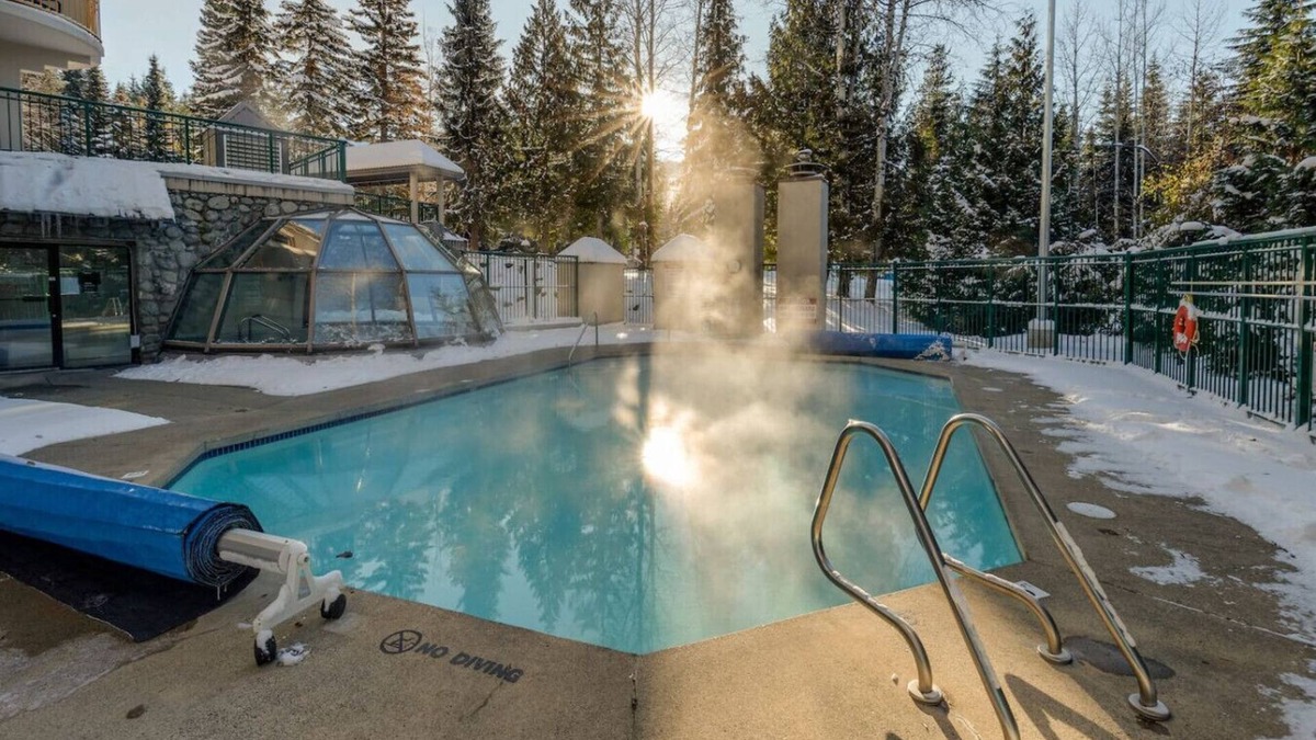 Blackcomb Apartment | Prime Ski-in/out 2BR - Pool, HT, Sauna, EV Charger