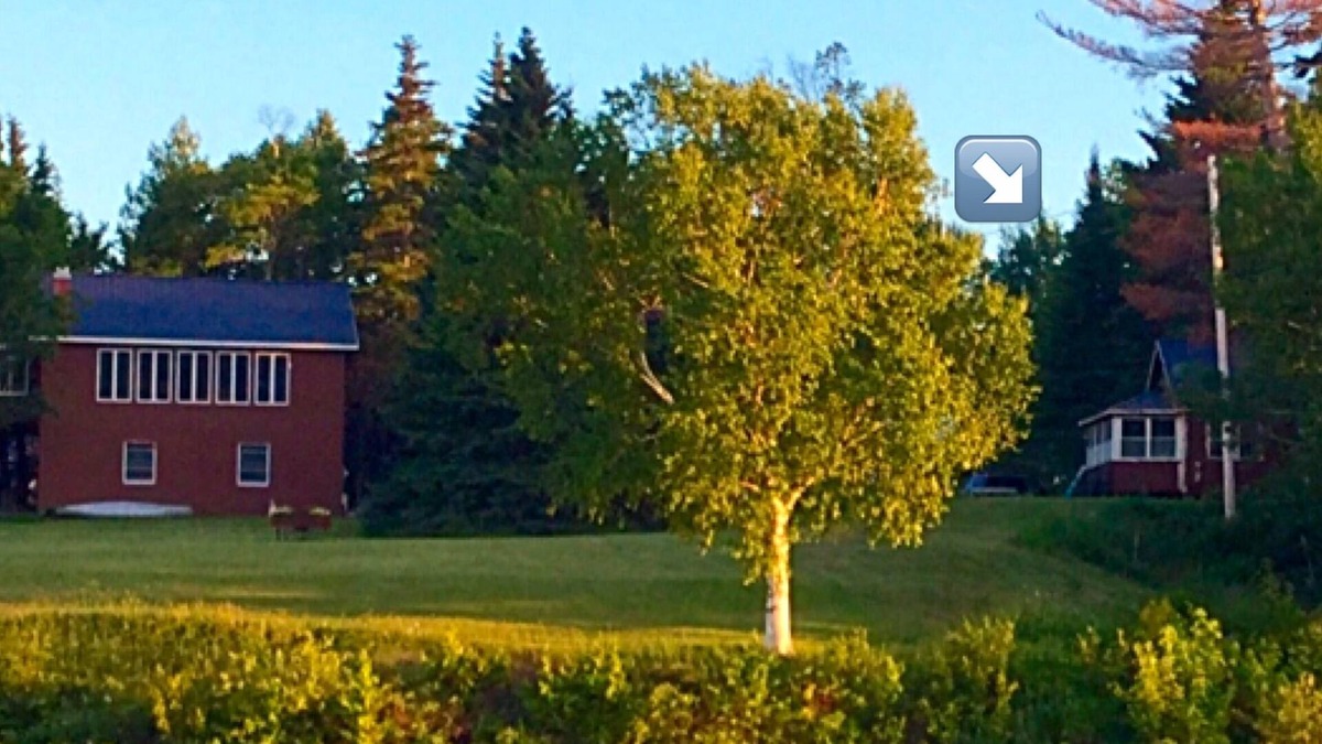 Rockwood House | Prime waterfront spot on Moosehead Lake