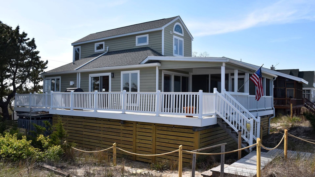 Prime Hook Beach House | Primehook Beach Bayfront Beauty