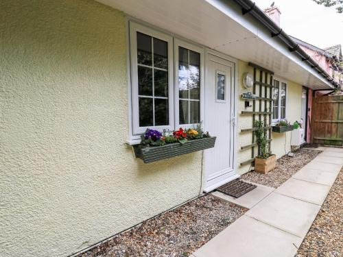 Crossgates House | Primrose Cottage