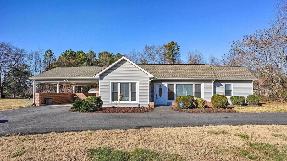 Prince George House | Prince George Getaway Near Historic Sites!