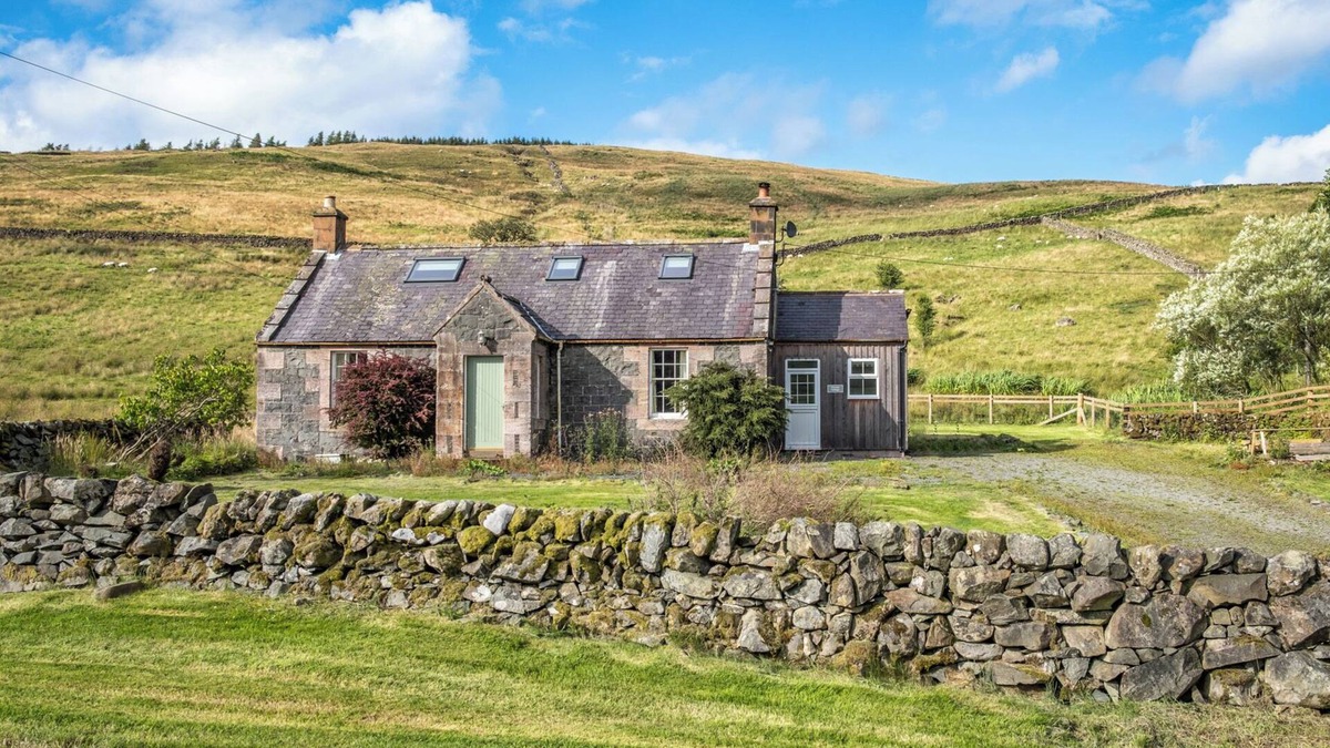 Thornhill Cottage | PRINCE'S COTTAGE, pet friendly, character holiday cottage in Moniaive