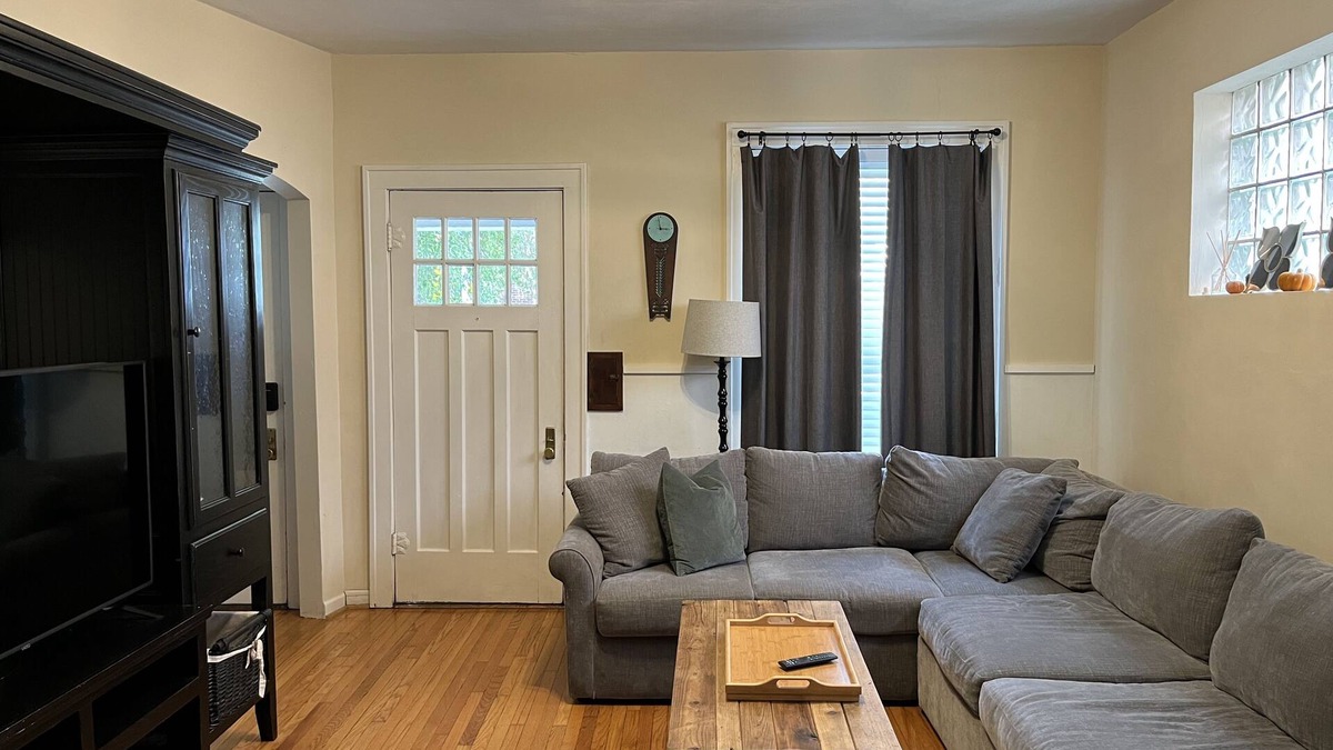 St. Louis House | Princeton Heights House & Yard Stylish~Safe~Walkable