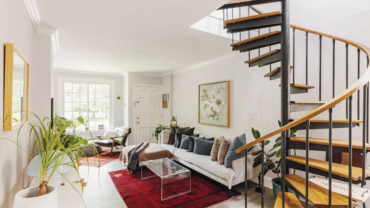 Princeton House | Princeton Writer's Nest - 2BR walking distance to campus and Marquand Park!