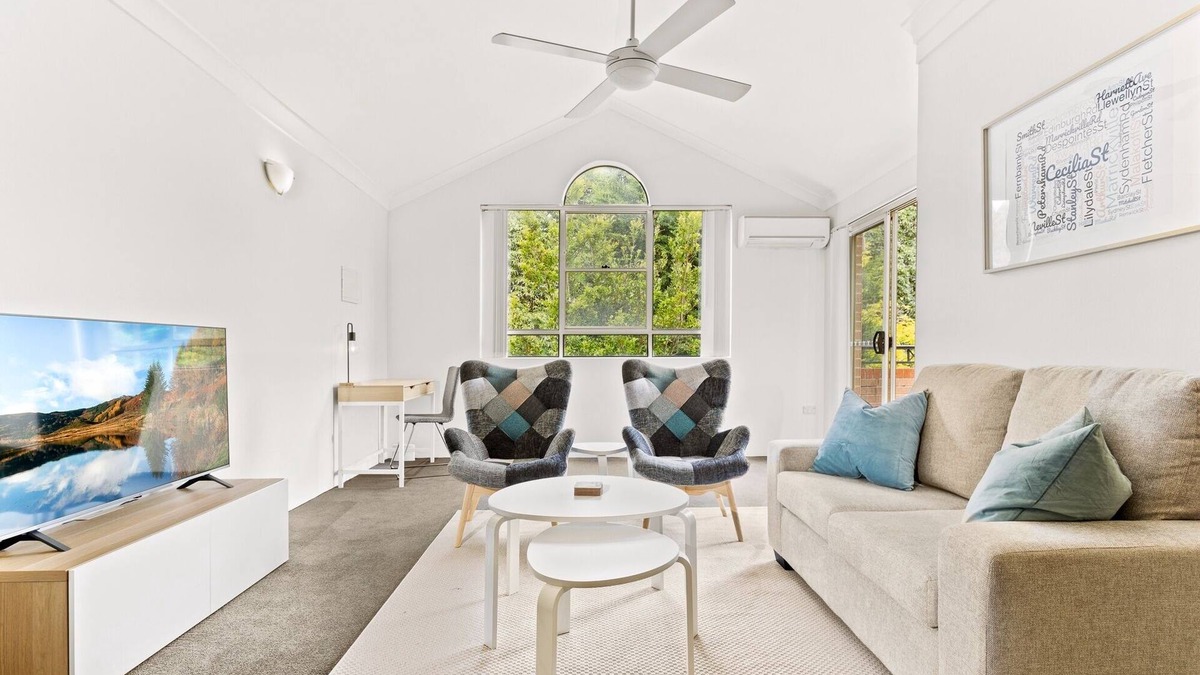 Marrickville Apartment | Pristine 2-Bed Near Marrickville Village
