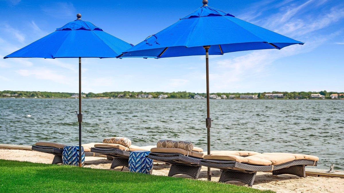Westhampton Beach Cottage | Pristine Bay Front, Westhampton Beach - Boutique Hotel Feel
