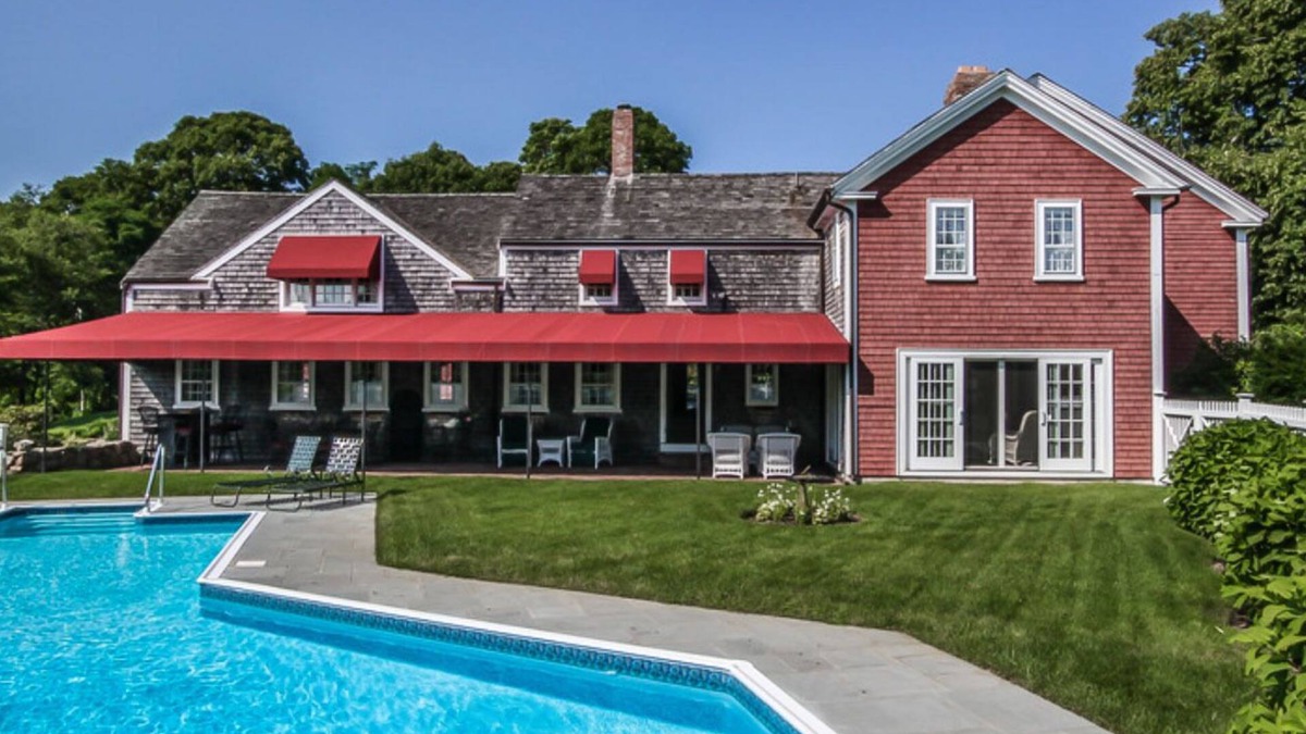 Marstons Mills House | Pristine, carefully restored, 1700s farmhouse, inground pool, private 3 acres