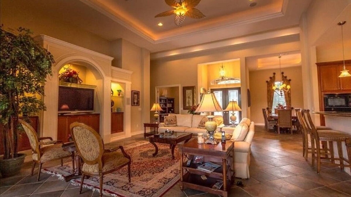 The Majors House | Pristine Estate Pool Home w/5 Star CLUB. Pets welcome.