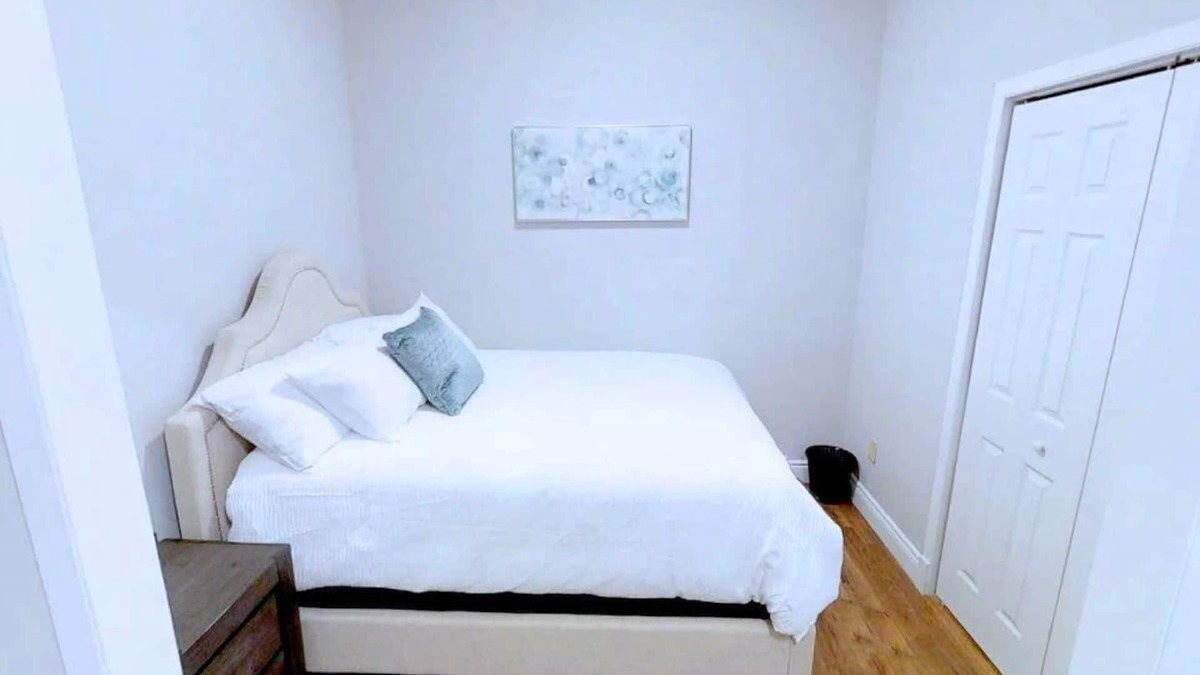 Saint John Apartment | Pristine Harbour View Towers Exec Suite Coffee Parking