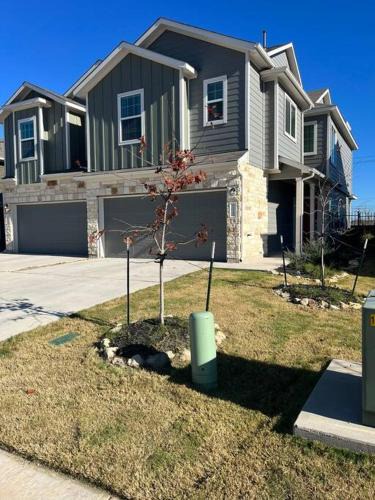 Stony Ridge North Apartment | Pristine Location- COTA, TESLA, Airport