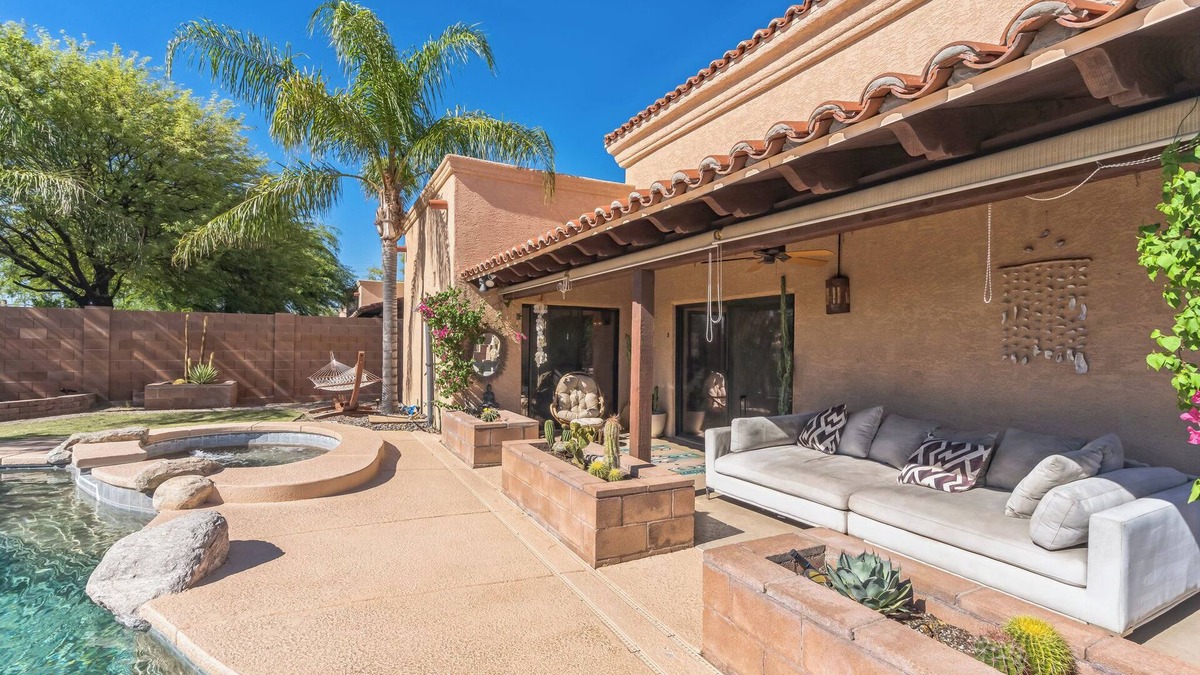 Casas Adobes House | Pristine Placita- Enjoy a Spa-Like Oasis w/Pool & Views
