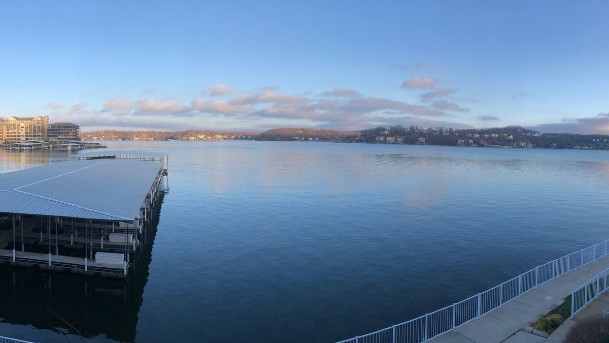 Lake Ozark Condo | Pristine Property with Lakefront View Just Steps from the Heated Pool & Hot Tub