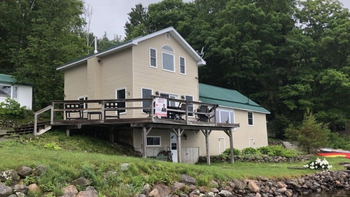 Addington Highlands House | Pristine Waterfront! Cabins at Bon Echo's Edge - main cabin