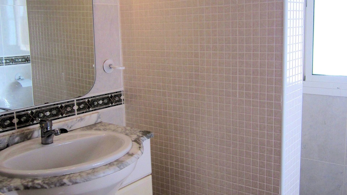 Villanueva de la Concepcion House | Private heated pool; sleeps up to 5; a/c and heating; beautiful location; wifi.