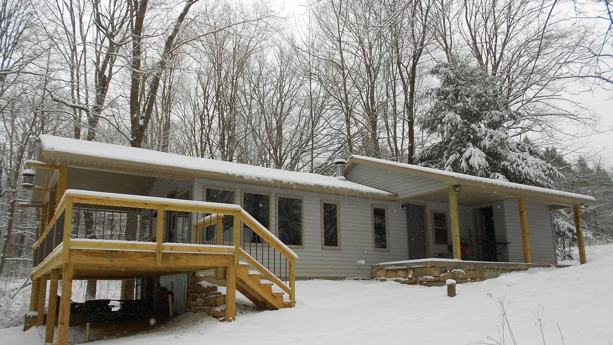 Fort Hill Cottage | Privacy-Adventure-Romance-Unplugged--No extra cleaning fees-Five Star Reviews