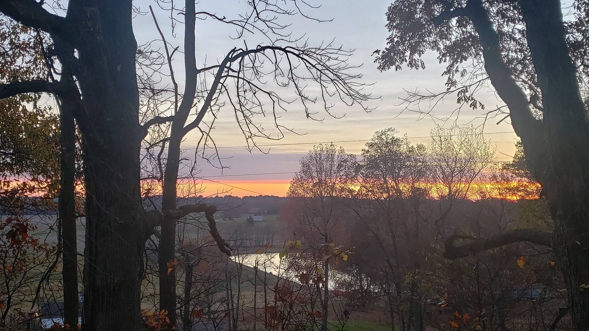 Pellville House | Privacy and breathtaking views on the highest point in Daviess County! So cozy!