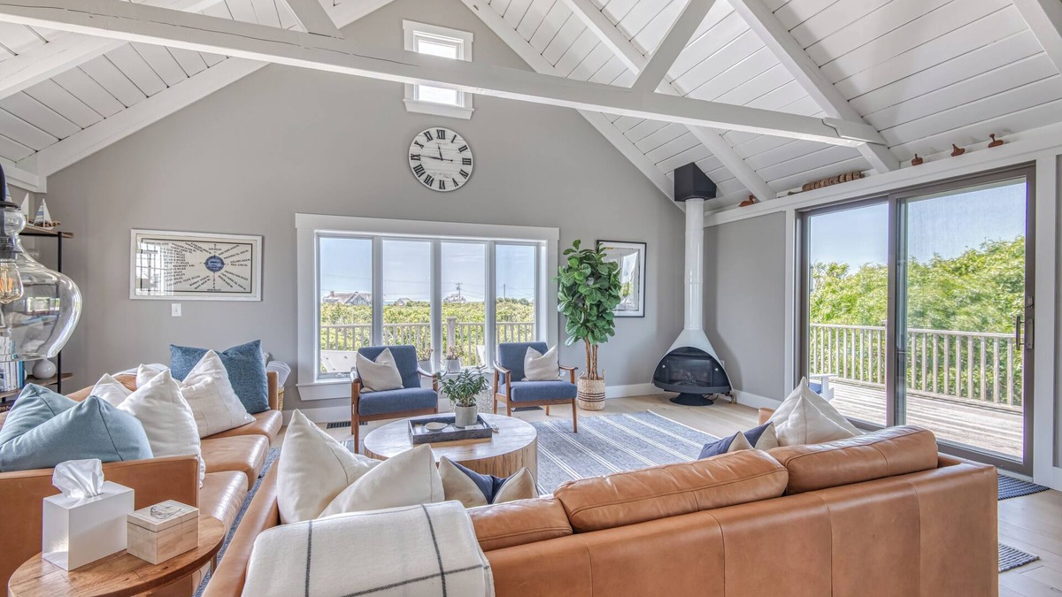 Tom Nevers House | Privacy and Views on Nantucket Island