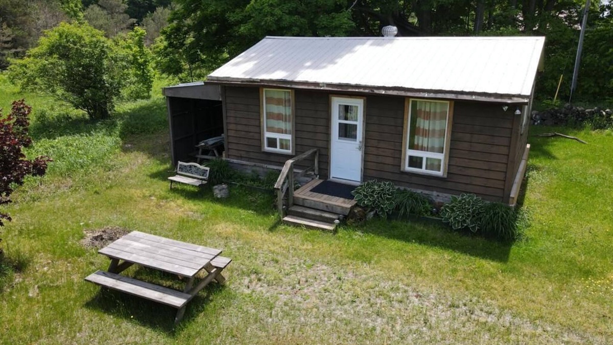 Wasaga Beach House | Privacy code