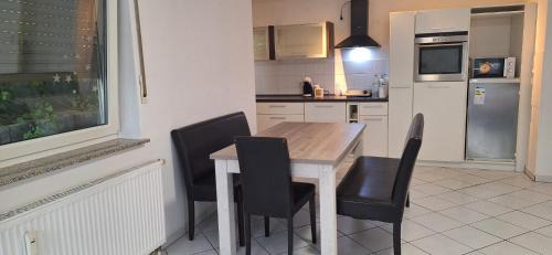 Bruchkoebel Apartment | Privat Appartement R D-2