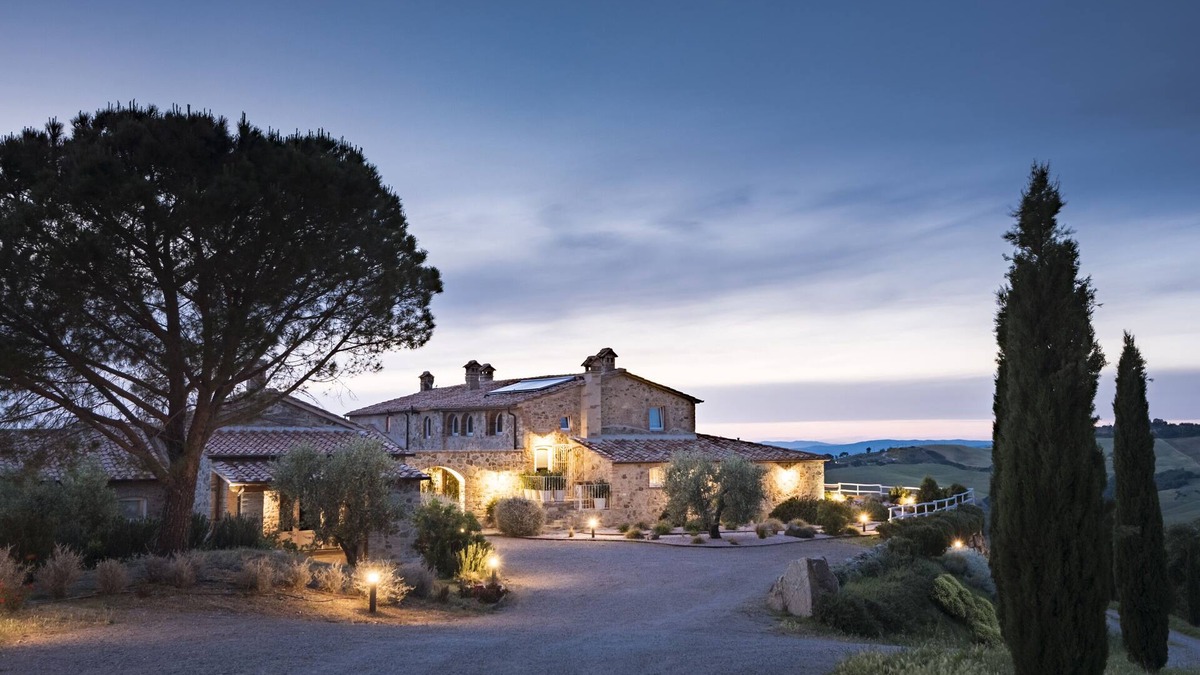 Cinigiano Villa | Private Villa with Pool, Garden, Panoramic Terraces - 360° Maremma View