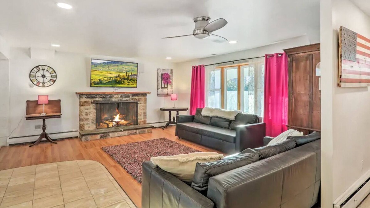Blue Bell Apartment | Private 1bd apt near Phila, Private entrance, safe off street parking