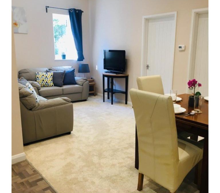 Dover Apartment | Private 1st Floor Apartment - Perfect for Port of Dover, Eurotunnel and Short Stays