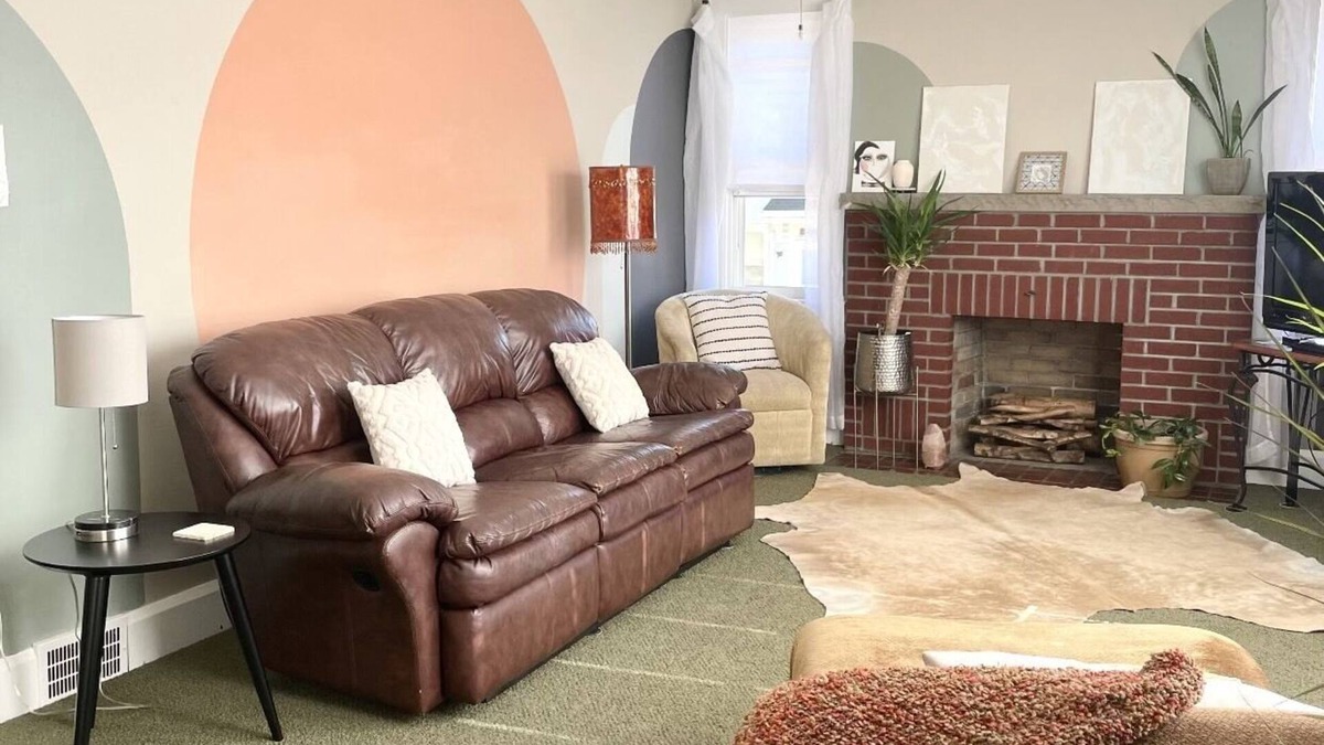 Cumberland Apartment | Private 2 Bedroom Apt with bike storage 1 mile to the GAP and C&O Canal/