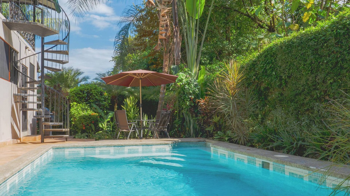 Ojochal House | Private 2 bedroom home close to the beach