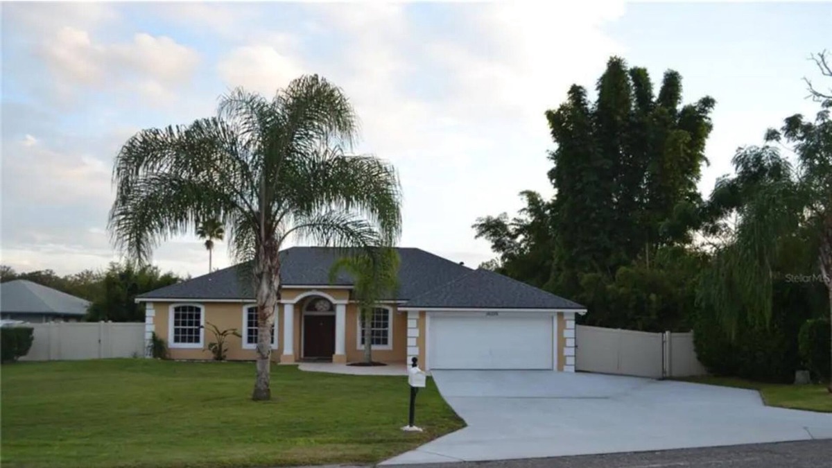 Montverde House | Private 3-bedroom pool & waterfront home
