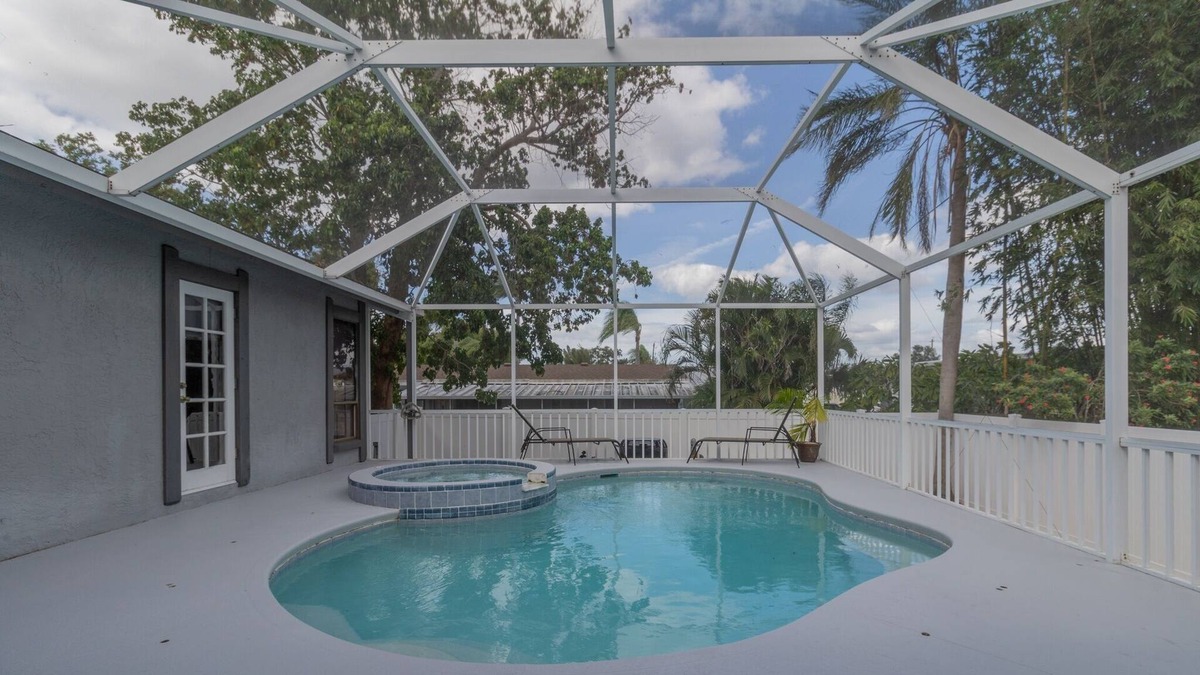 Whitney Beach House | Private 4 Bedroom Pool Spa Home Located on Palma Sola Blvd 4 Home by Redawning
