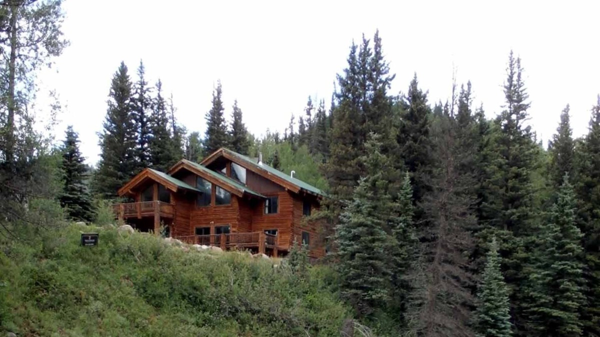 Dolores House | Private 48 Acre Riverfront Lodge Surrounded by Beautiful National Forest!