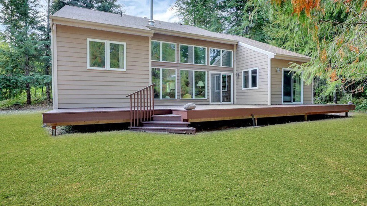 Mineral House | Private 5 Acres on Nisqually River, 2 King Beds