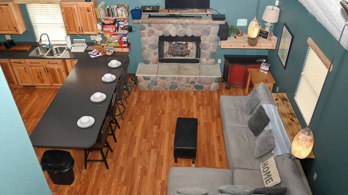 Wakefield Cabin | Private 78 Acres with 5-acre lake and wedding venue in Lucasville, OH