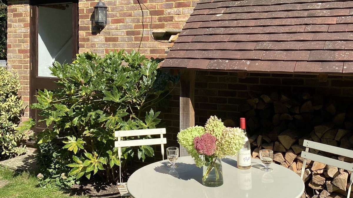 Plaistow House | Private accommodation in this quintessintially small and beautiful rural village