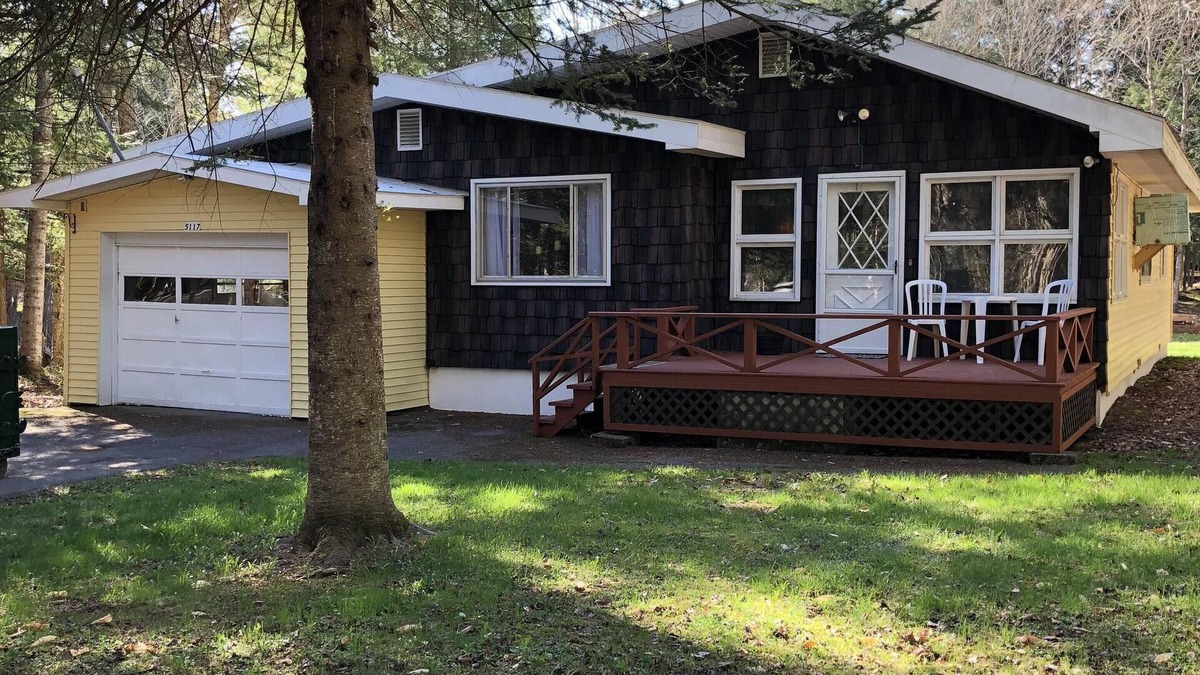 Woodgate House | Private Adirondack Country Home