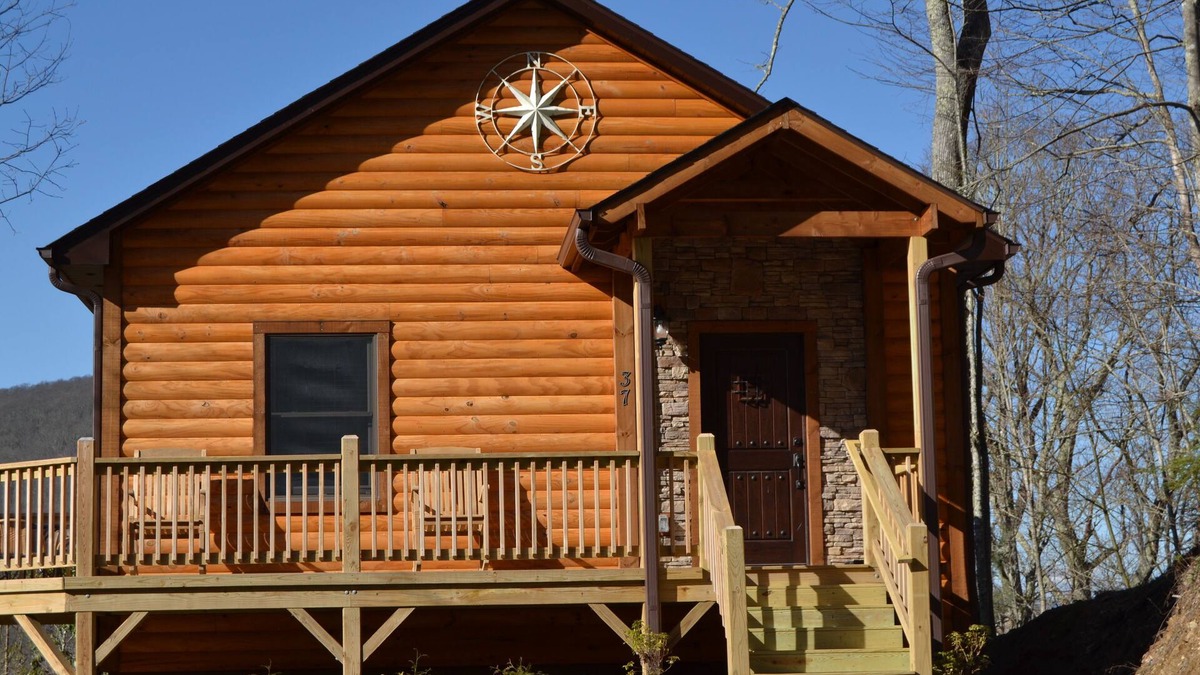 Cranberry Falls Cabin | Private and quiet mountain getaway.