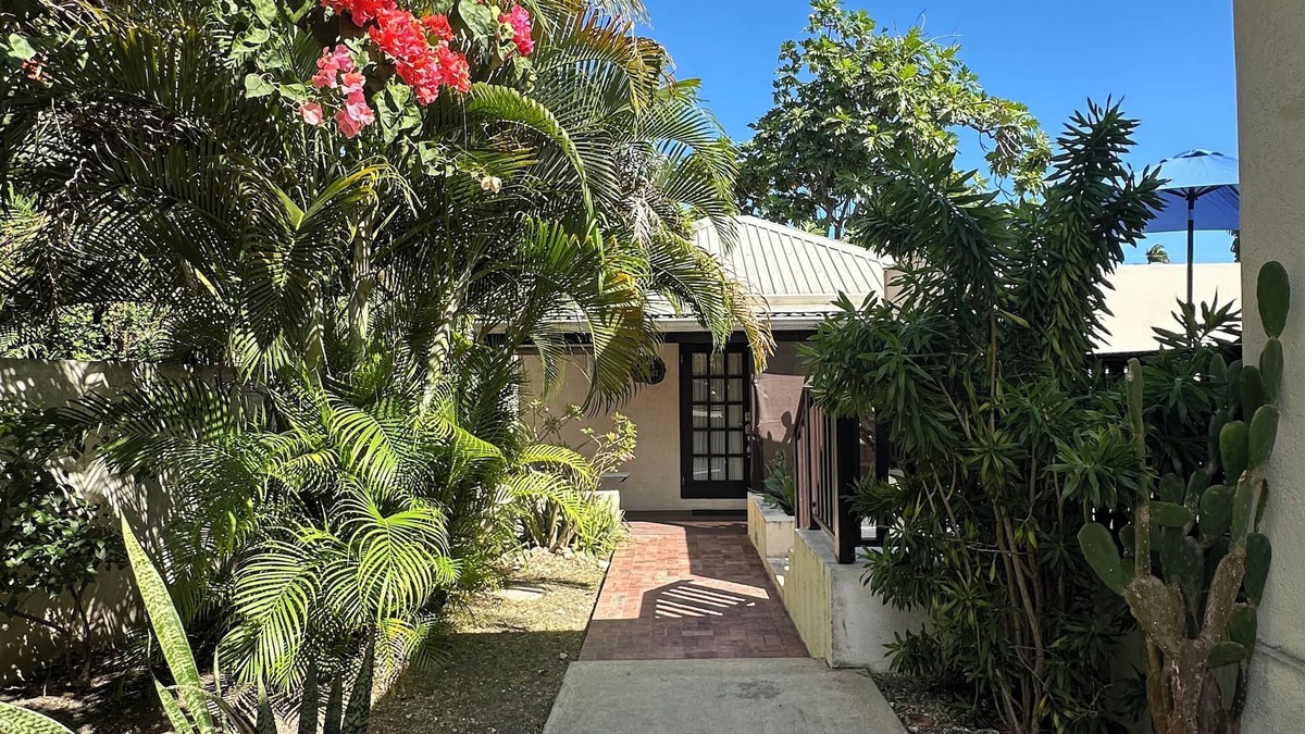 St. Lawrence Gap Cottage | Private and secure studio cottage with pool in Dover near St. Lawrence Gap