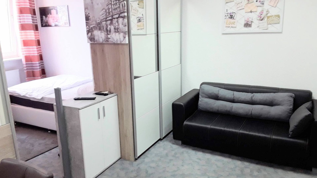 Ruesselsheim House | Private apartment near Frankfurt Airport in Rüsselsheim