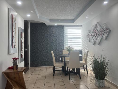 Hoyo Mulas Apartment | Private apartment near sju Solar Battery