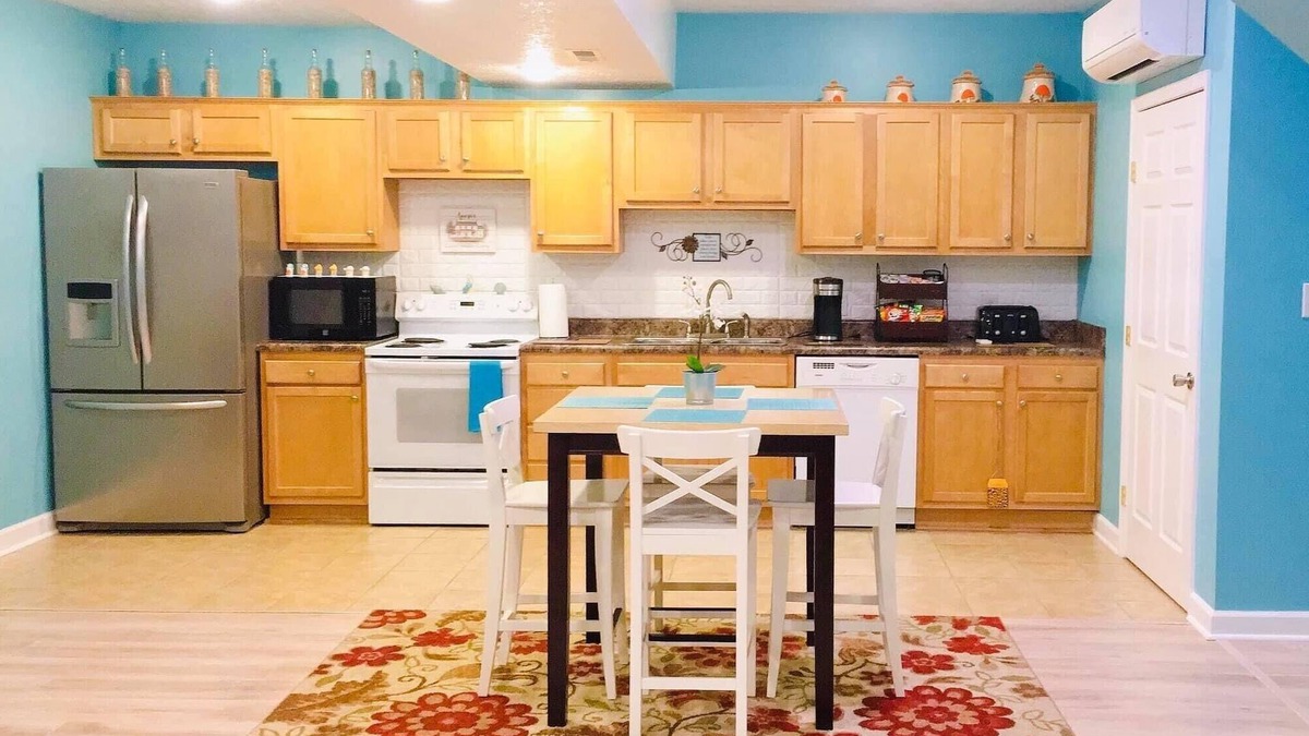 Evington Apartment | Private apartment that includes laundry facilities.Minutes from LU!