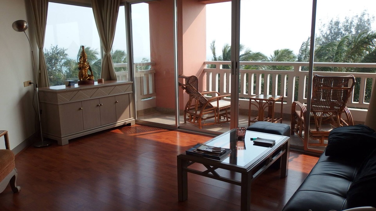 Cha-am Apartment | Private apartment with hotel service in a golfing and wellness hotel