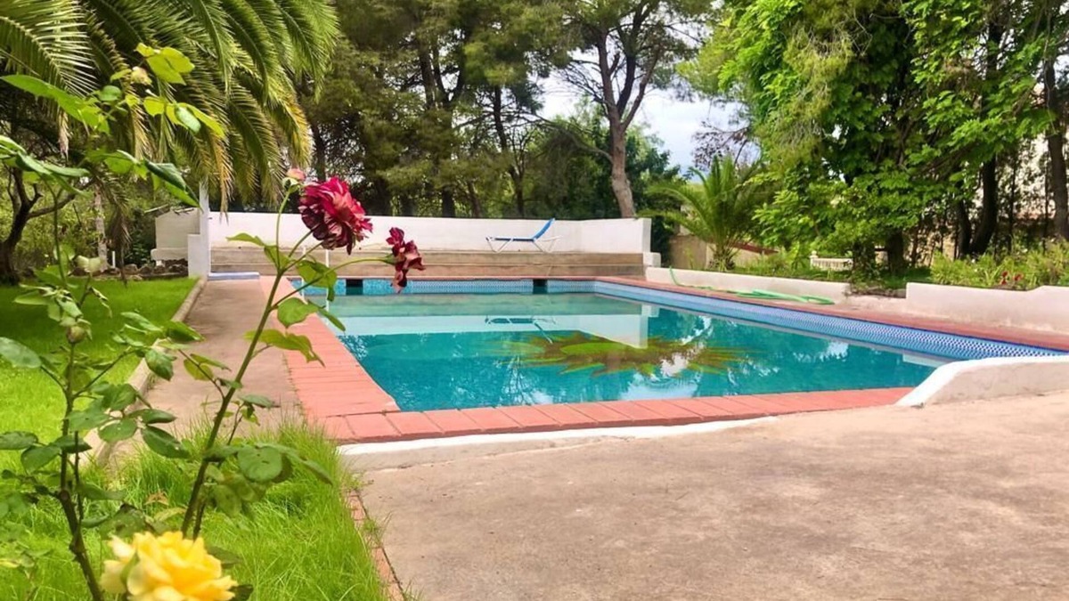 Betera House | Private bungalow in an ecological farm 30 minutes from Valencia and beaches.