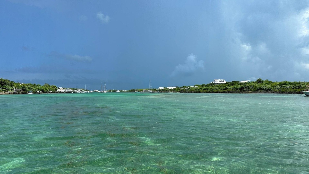 Man O War Cay Cottage | Private Bahamian Paradise