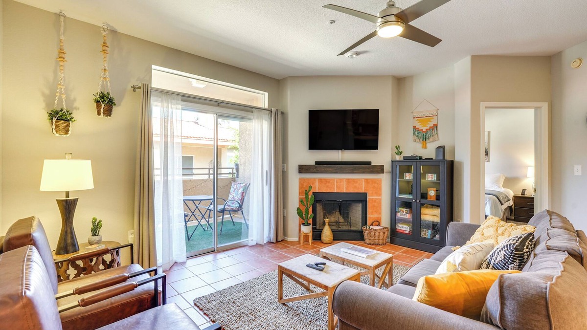 North Mountain Condo | Private Balcony, Resort Amenities: Phoenix Getaway