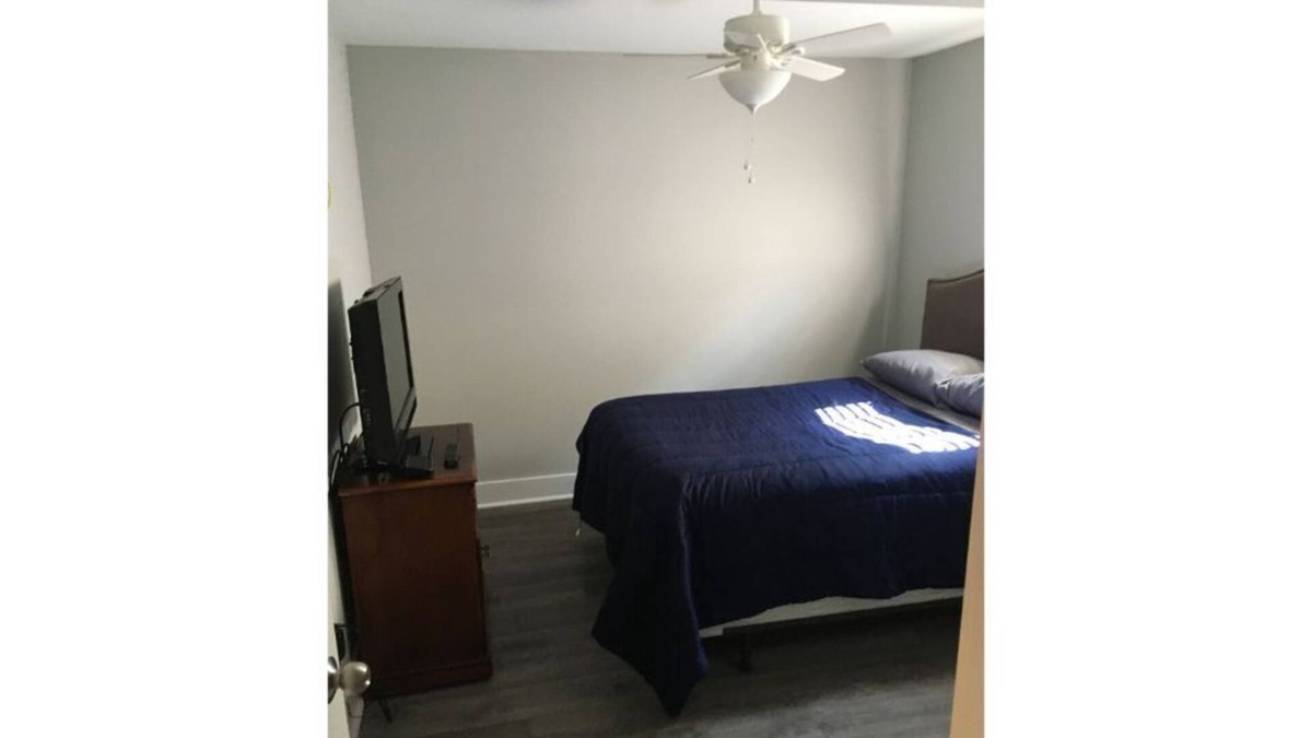 Ferndale Apartment | Private Basement Apt mins from BWI- Glen Burnie MD